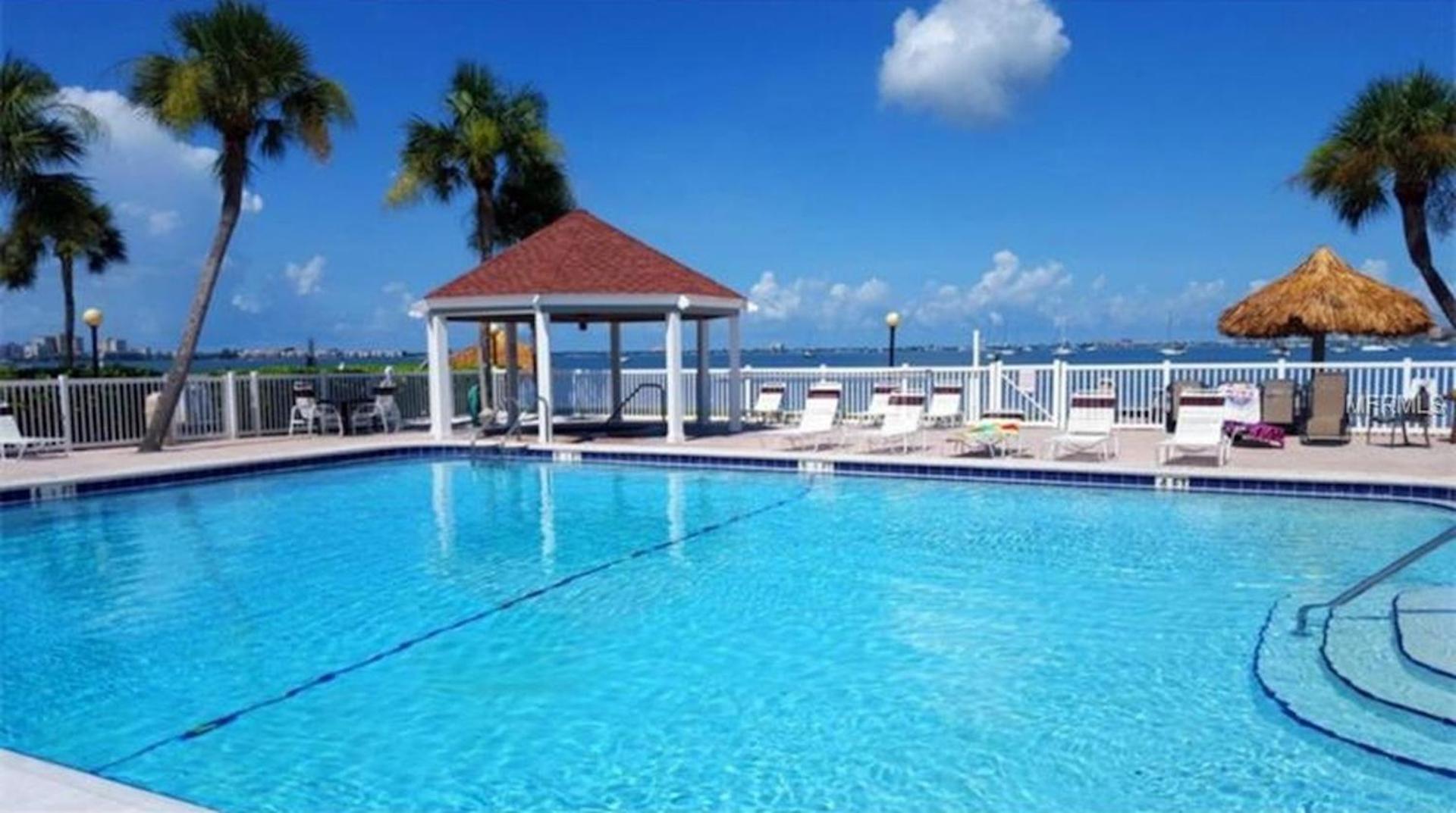 Bermuda Bay Beach Club Sankt Petersburg Exterior foto